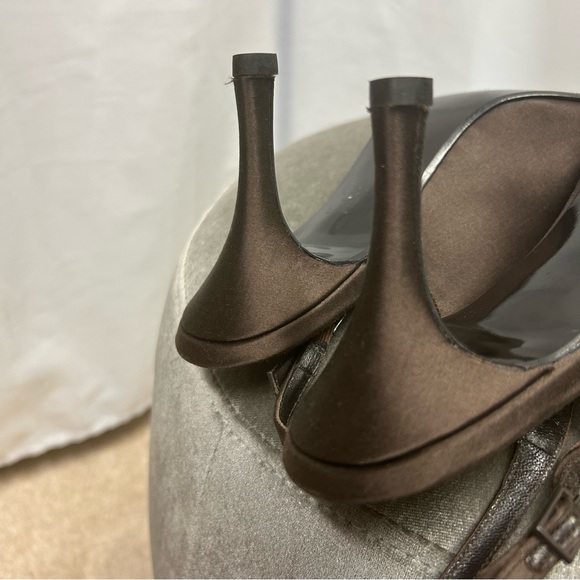 Stuart Weitzman brown satin sling back low heel gem jewelled buckle formal Sz 11 - Picture 12 of 13